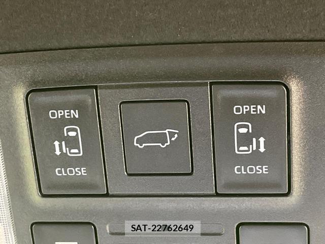 Toyota VOXY 2024-05 8362345-6