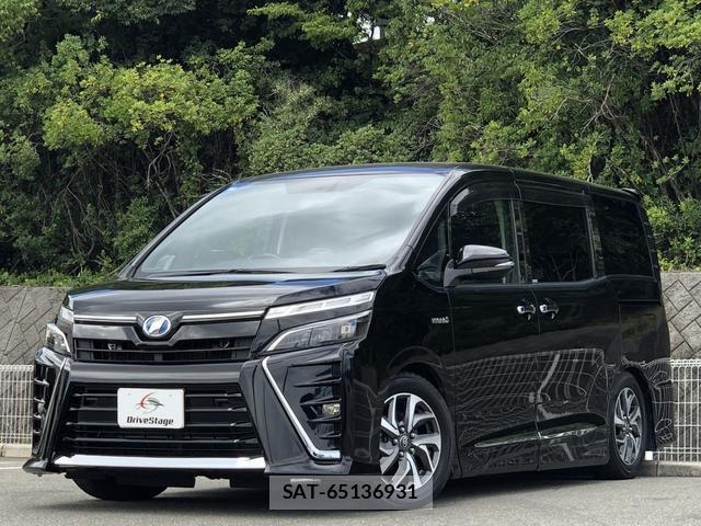 Toyota VOXY 2015-05 8362456-0