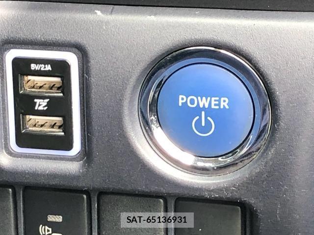 Toyota VOXY 2015-05 8362456-6