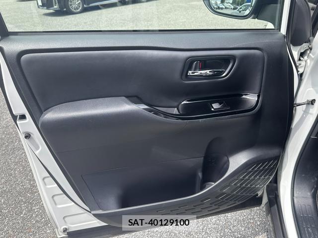 Toyota VOXY 2020-10 8362486-4