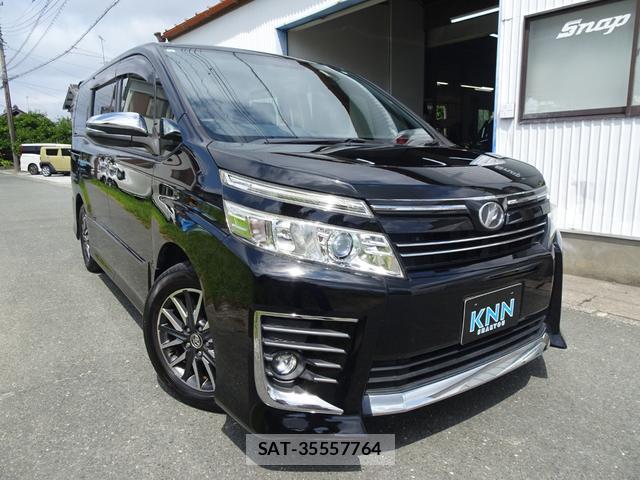 Toyota VOXY 2015-11 8362497-0
