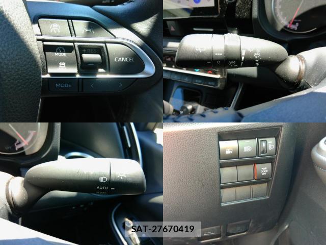 Toyota VOXY 2023-10 8362507-17