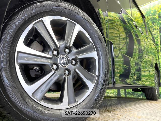 Toyota VOXY 2019-06 8362574-13