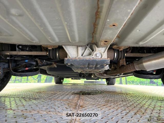Toyota VOXY 2019-06 8362574-18