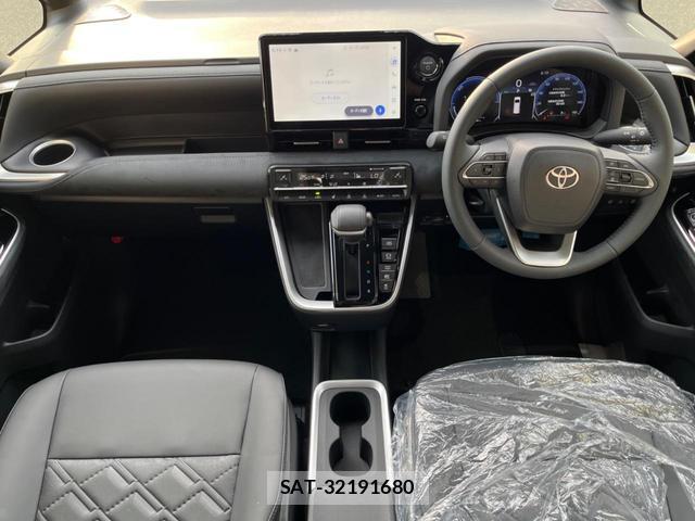 Toyota VOXY 2026-07 8362607-1