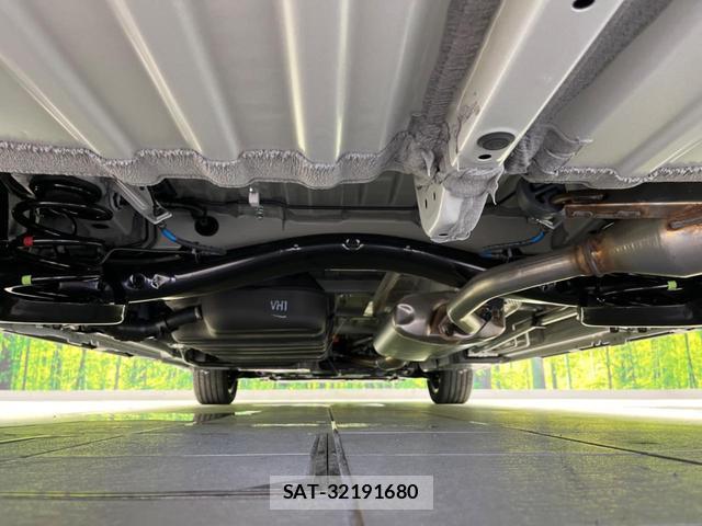 Toyota VOXY 2026-07 8362607-18