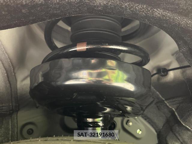 Toyota VOXY 2026-07 8362607-19