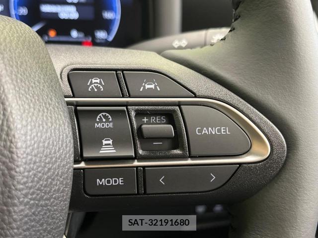 Toyota VOXY 2026-07 8362607-4