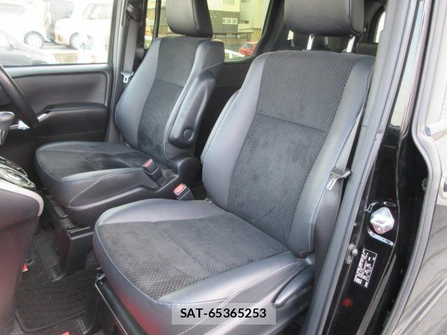 Toyota VOXY 2020-12 8362663-2