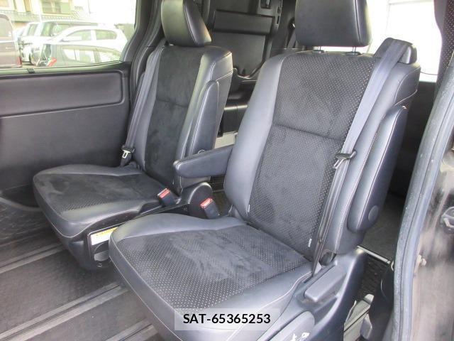 Toyota VOXY 2020-12 8362663-3