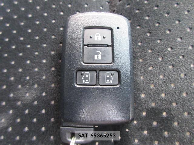 Toyota VOXY 2020-12 8362663-5