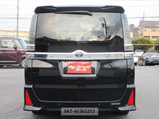 Toyota VOXY 2020-12 8362663-6