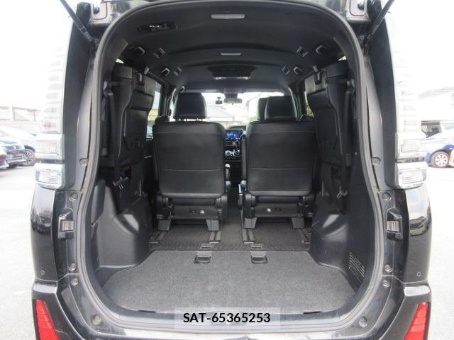 Toyota VOXY 2020-12 8362663-7