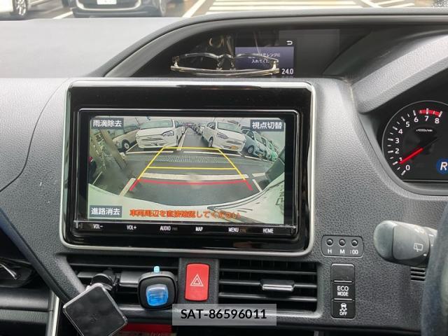 Toyota VOXY 2019-09 8362678-17