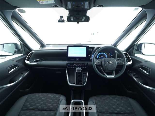 Toyota VOXY 2025-10 8362701-5