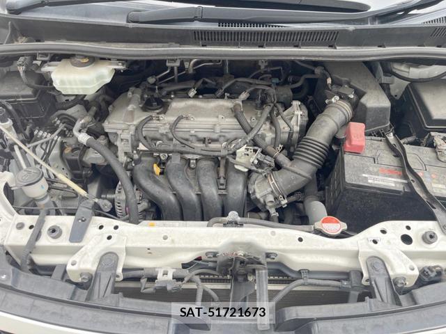 Toyota VOXY 2015-12 8362735-17