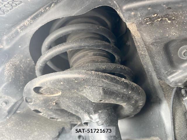 Toyota VOXY 2015-12 8362735-19
