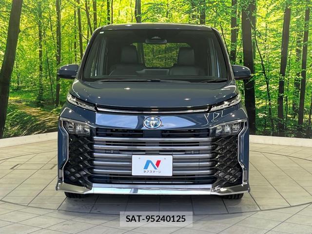 Toyota VOXY 2024-01 8362739-14