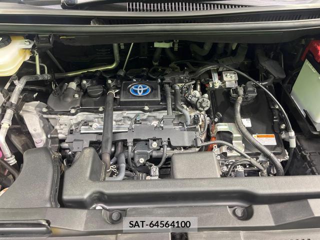 Toyota VOXY 2022-04 8362769-17