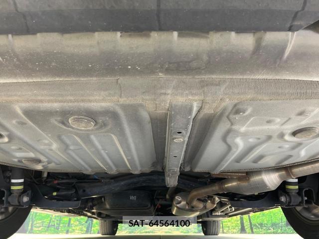 Toyota VOXY 2022-04 8362769-18