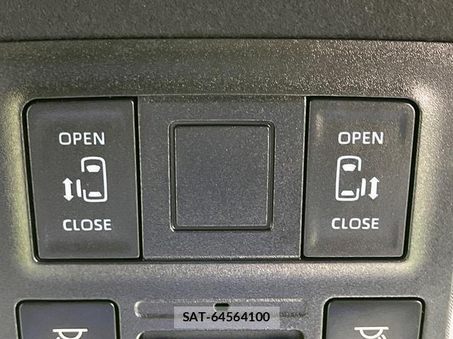 Toyota VOXY 2022-04 8362769-6
