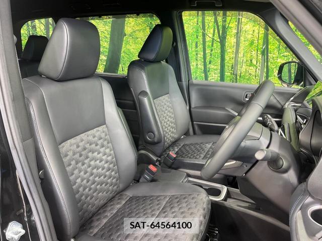 Toyota VOXY 2022-04 8362769-7