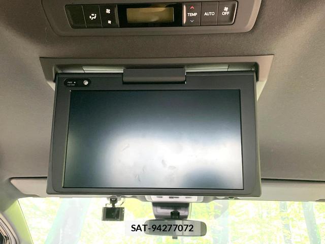 Toyota VOXY 2021-05 8362928-5