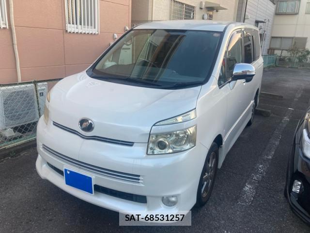 Toyota VOXY 2009-10 8362971-0