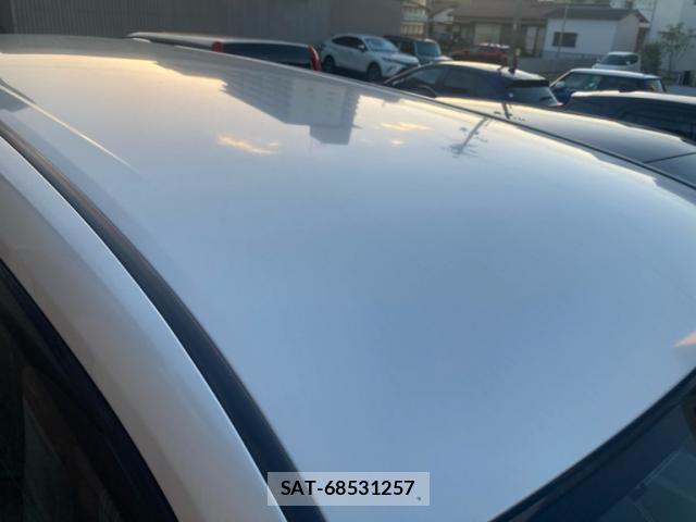 Toyota VOXY 2009-10 8362971-3
