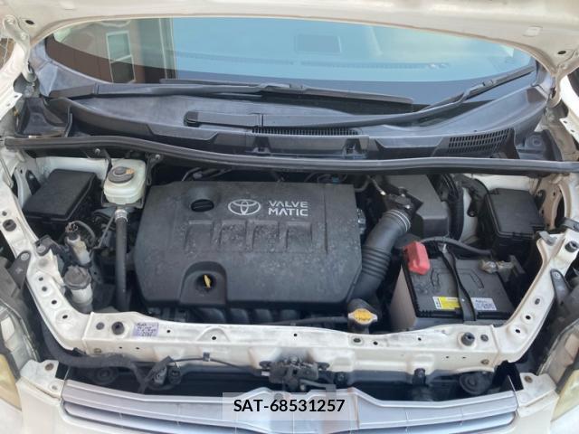 Toyota VOXY 2009-10 8362971-5