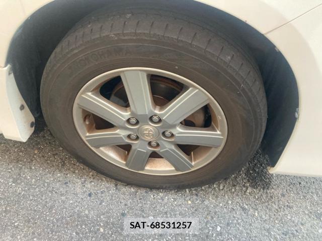 Toyota VOXY 2009-10 8362971-6