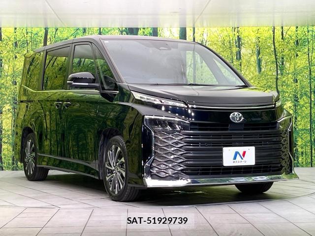 Toyota VOXY 2024-02 8363029-15