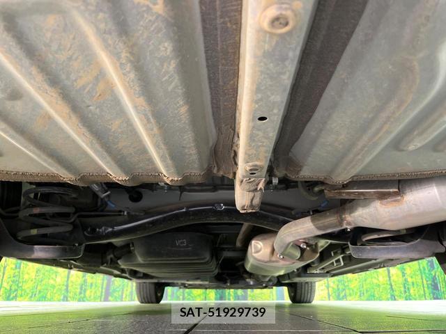 Toyota VOXY 2024-02 8363029-18