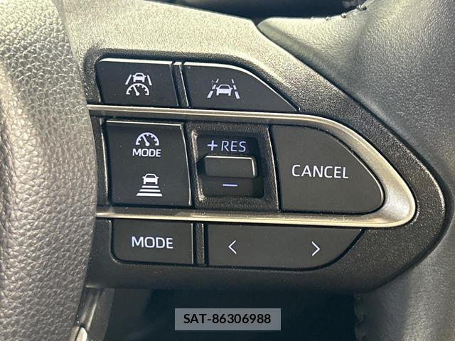 Toyota VOXY 2023-02 8363149-6