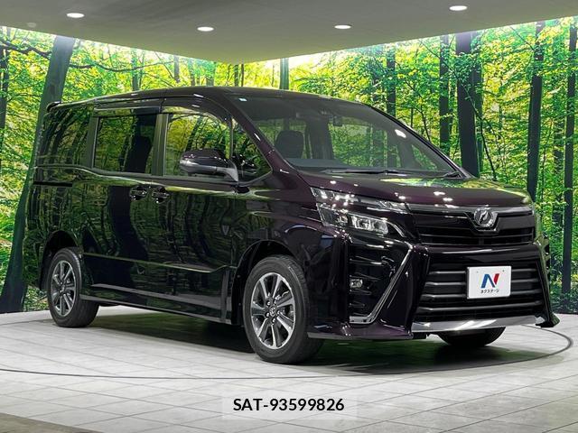 Toyota VOXY 2017-07 8363162-17