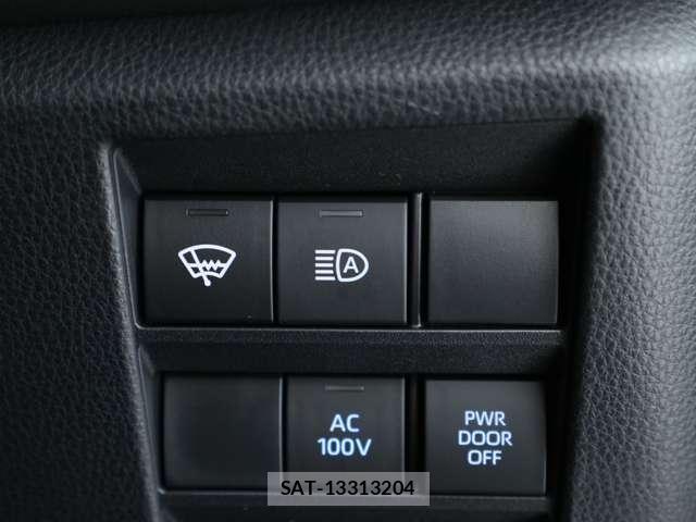 Toyota VOXY 2025-10 8363167-11