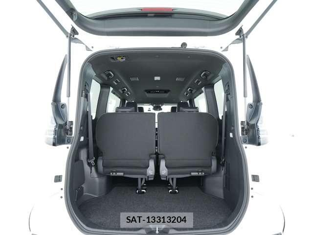 Toyota VOXY 2025-10 8363167-8