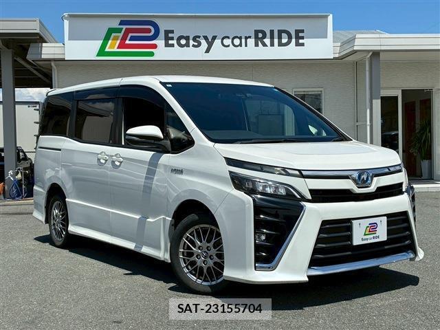 Toyota VOXY 2018-02 8363185-0