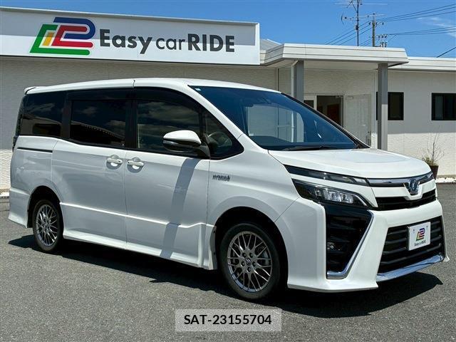 Toyota VOXY 2018-02 8363185-1