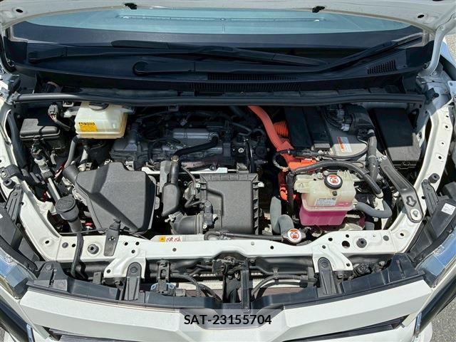 Toyota VOXY 2018-02 8363185-11
