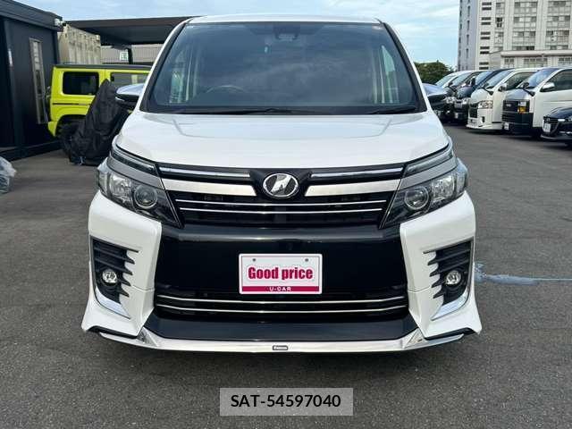 Toyota VOXY 2016-09 8363197-9