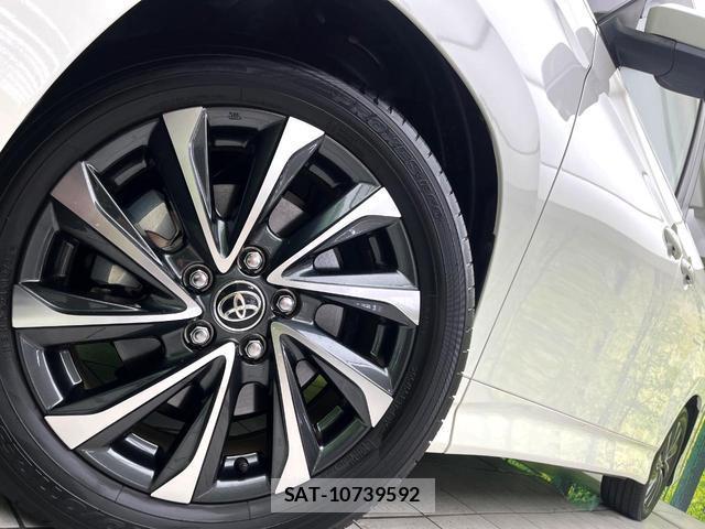 Toyota VOXY 2025-07 8363239-14
