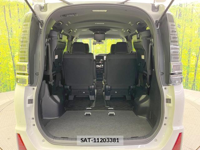 Toyota VOXY 2020-03 8363315-10