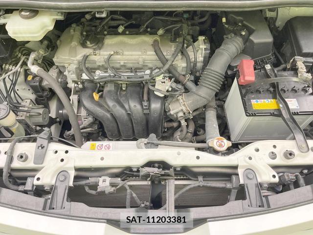 Toyota VOXY 2020-03 8363315-18