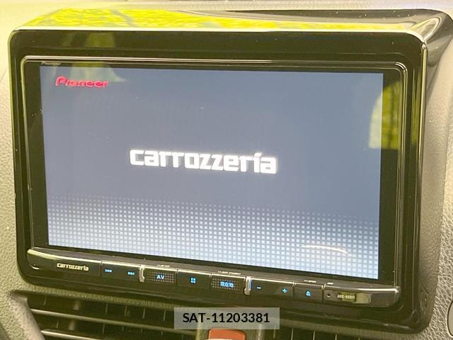 Toyota VOXY 2020-03 8363315-3