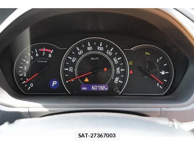 Toyota VOXY 2019-08 8363379-9