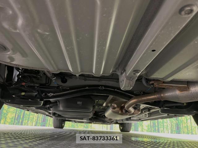 Toyota VOXY 2025-09 8363555-19