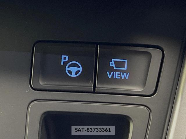 Toyota VOXY 2025-09 8363555-6