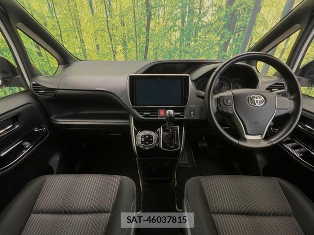 Toyota VOXY 2018-12 8363556-1