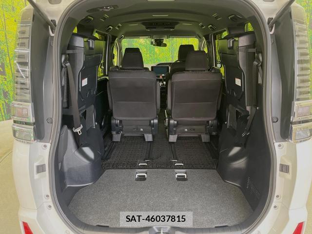 Toyota VOXY 2018-12 8363556-10
